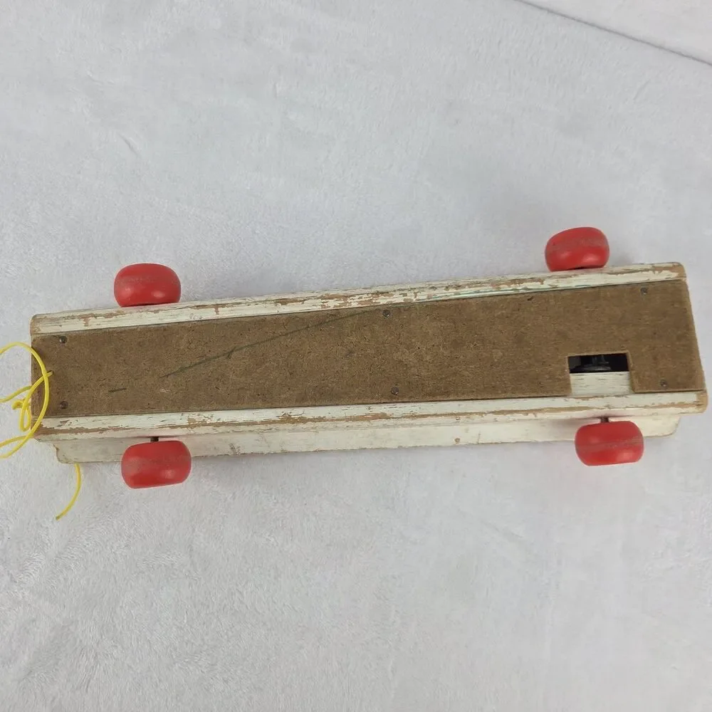 Vintage 1978 Fisher-Price No 870 Musical Xylophone Pull-a-Tune Toy W/ Mallet USA